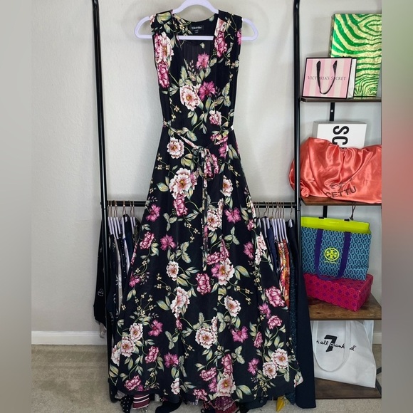 Yumi Kim Love Song Swept Away Maxi Black Floral Silk Wrap Dress - Picture 1 of 10